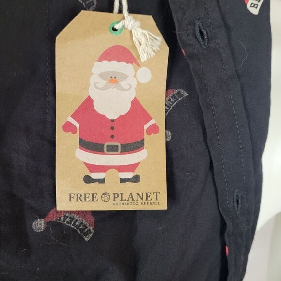 Free Planet Black Button Down Santa Hat Believe Short Sleeve Collar Shirt Size L - Picture 6 of 7